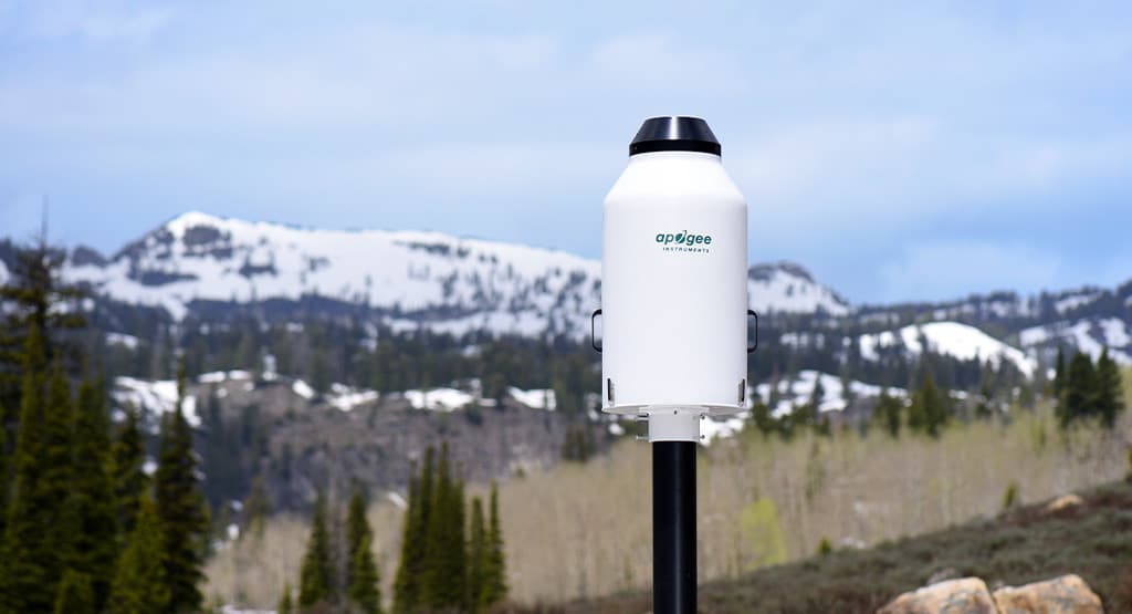 無電源 重量式降水量計(Apogee SGシリーズ)の取り扱いを始めました。